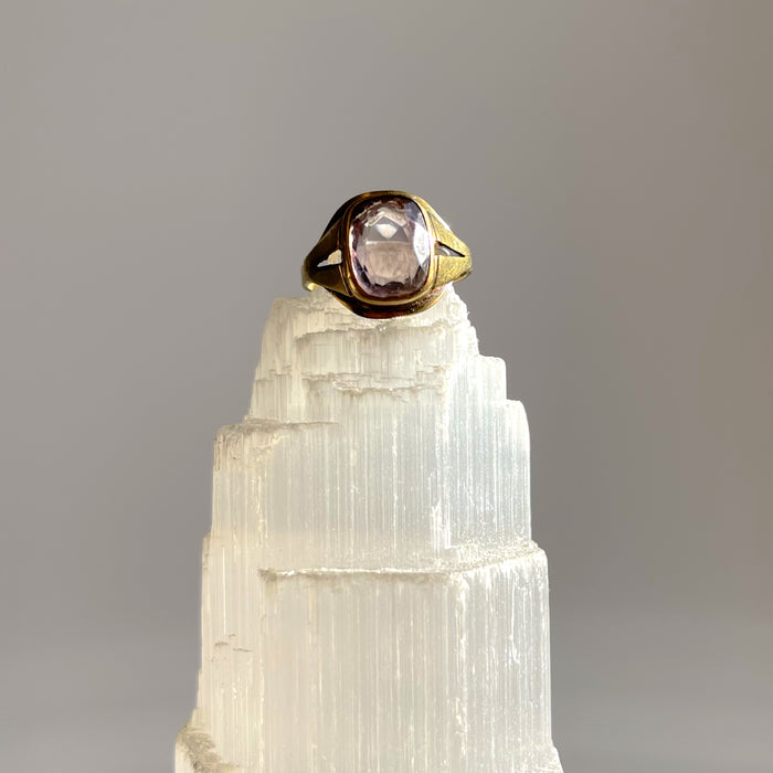 antique ring Kela