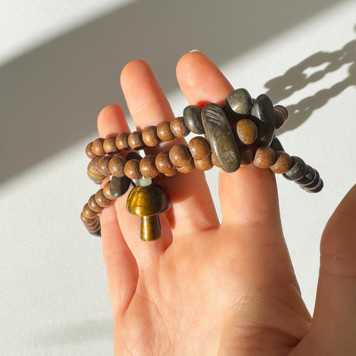 upcycled necklace Arion
