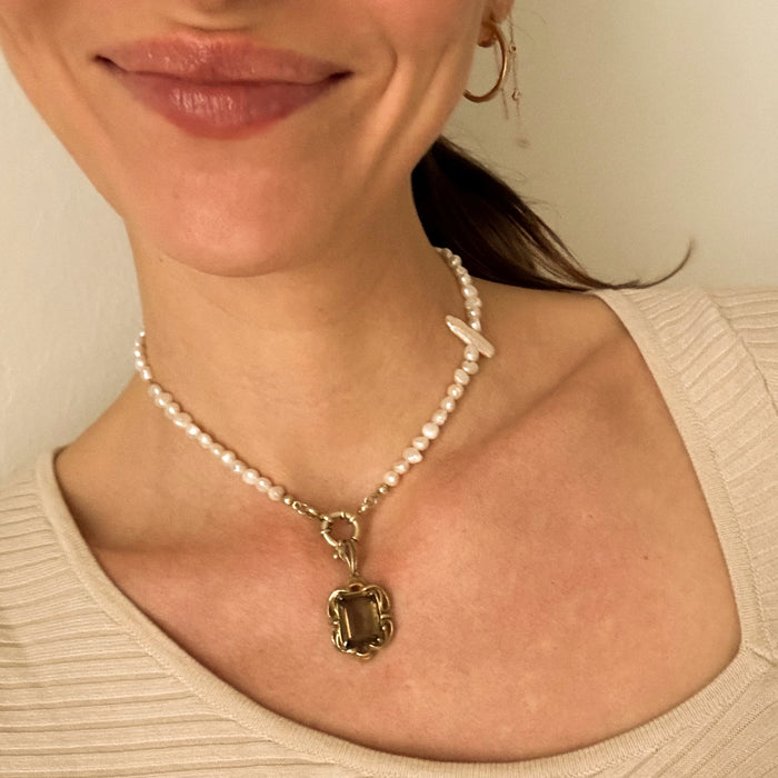 antique pendant Nyra