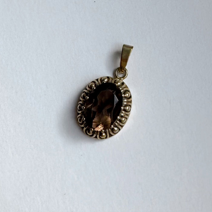 antique pendant Rhea