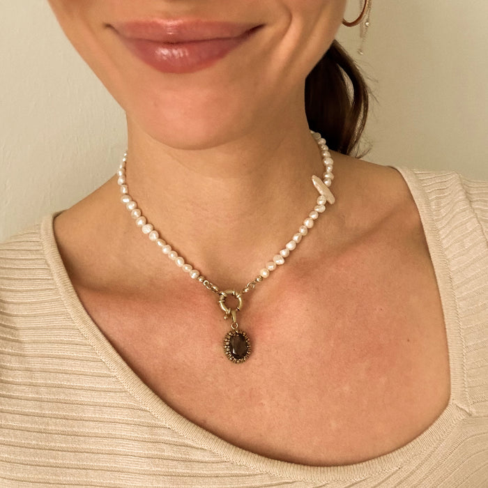 antique pendant Rhea