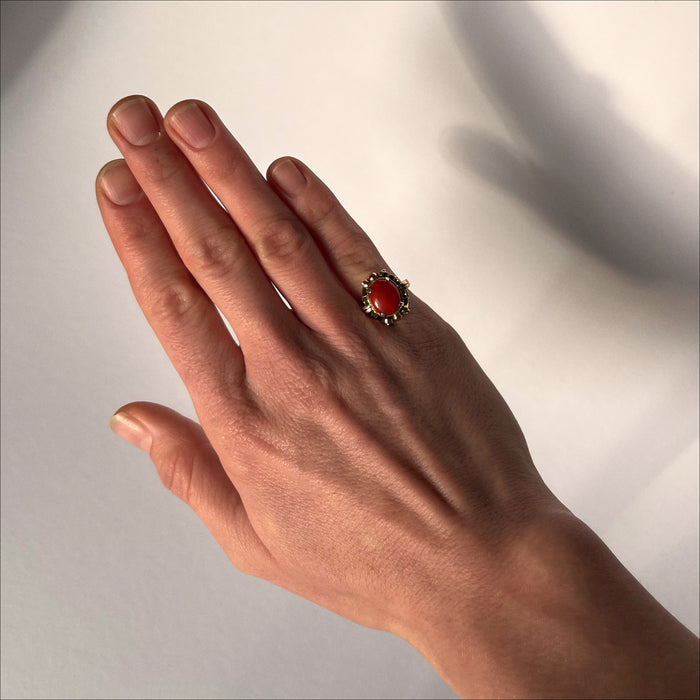 antique ring Hila