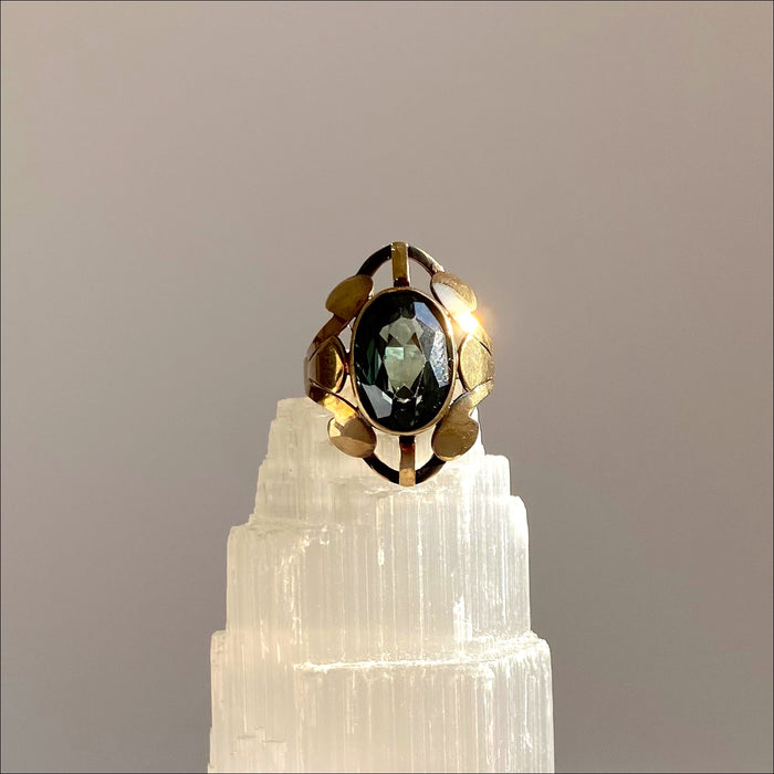 antique ring Vea