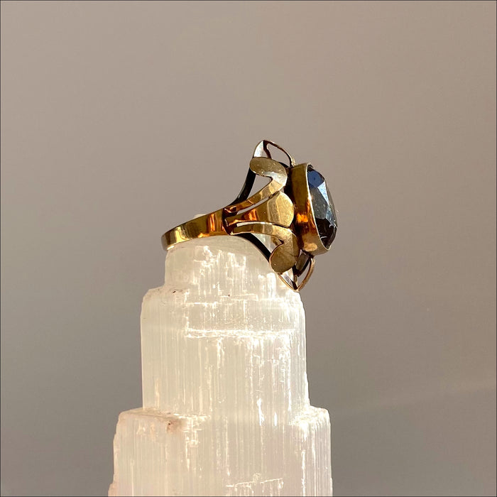 antique ring Vea