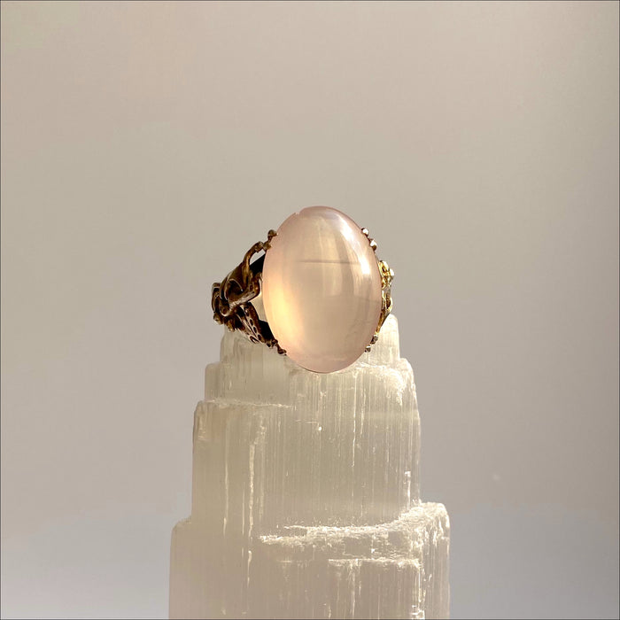 antique ring Iva