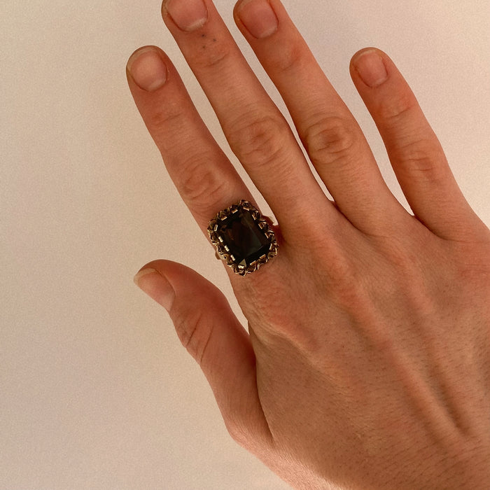 antique ring Mayu