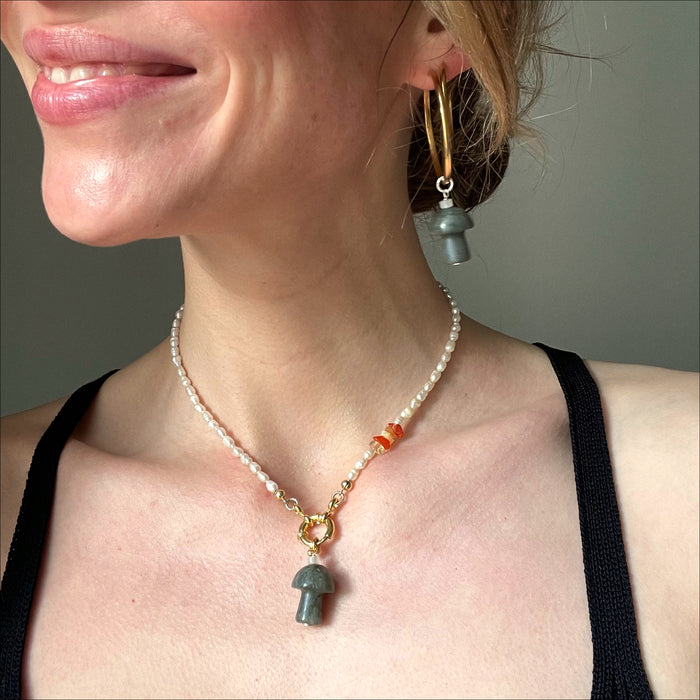 Mushroom Love Pendant Labradorite - gold