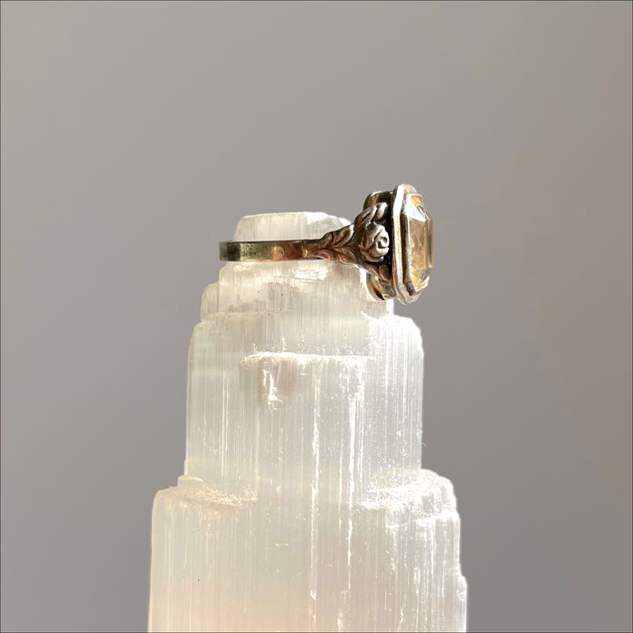 antique ring Inti