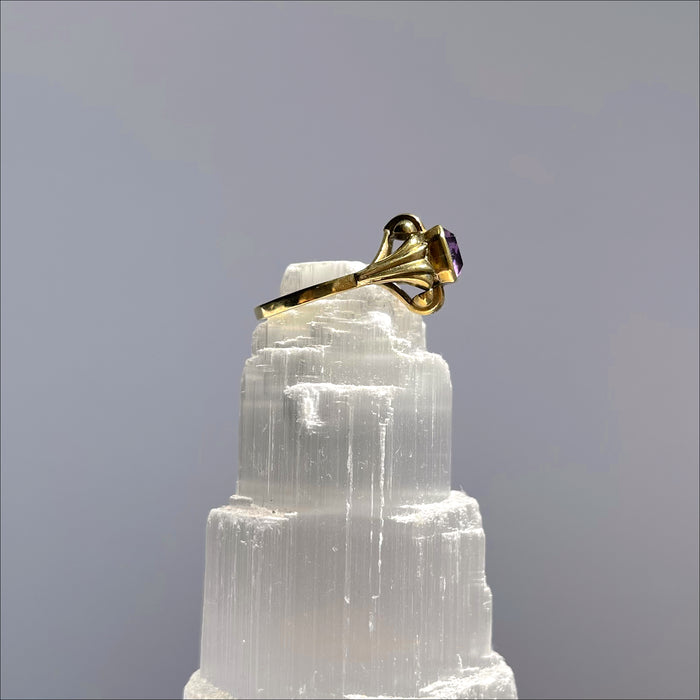 antique ring Ananda