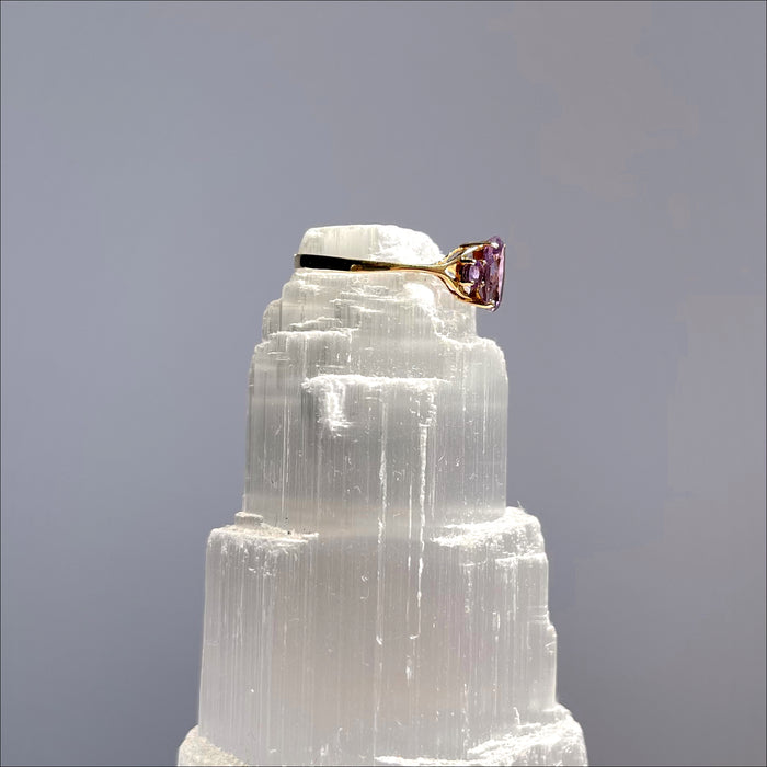 antique ring Lucina