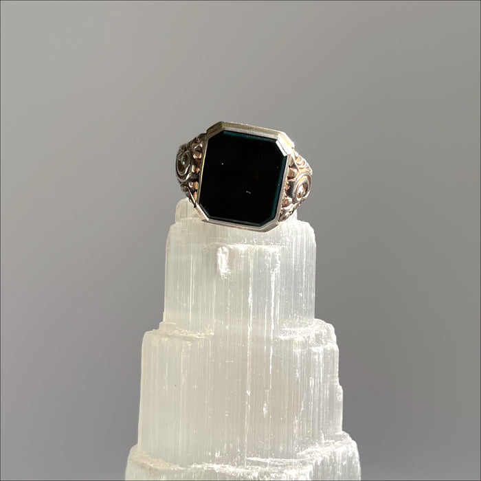 antique ring Perr