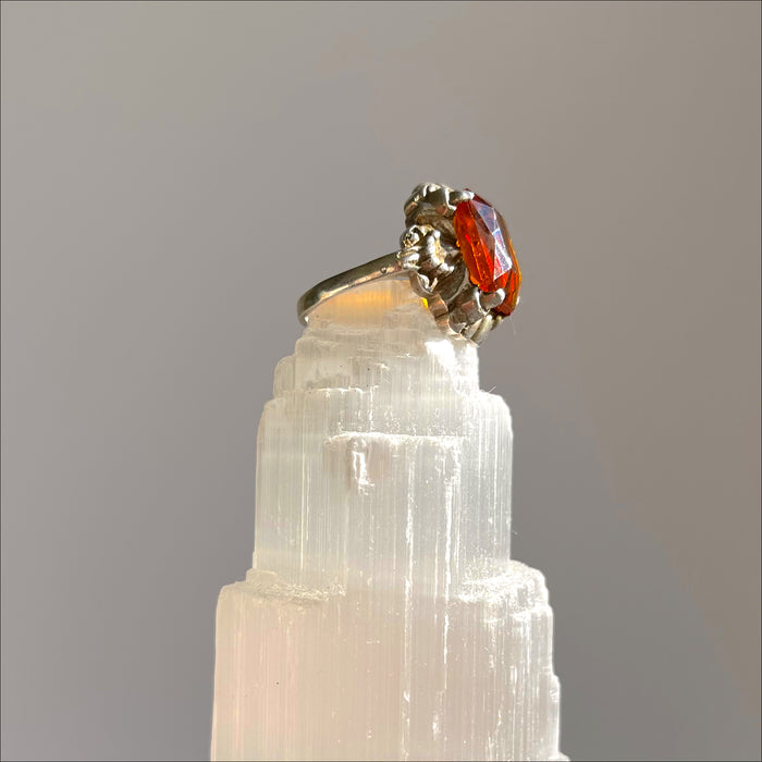 antique ring Sia
