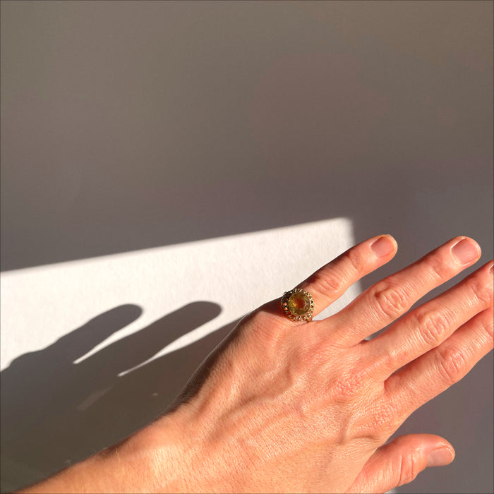 antique ring Nel