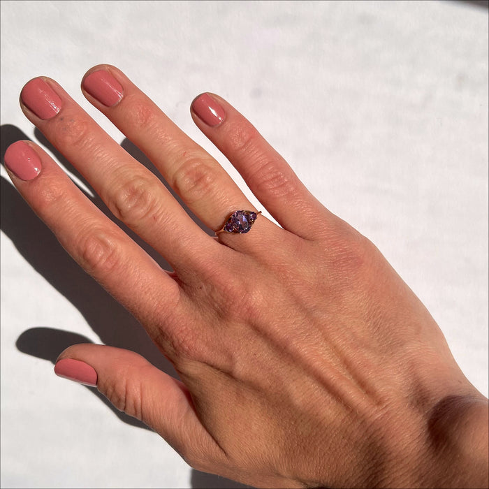 antique ring Lucina